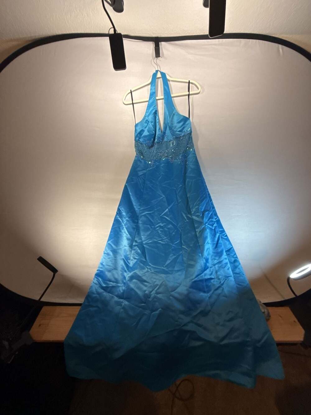 Delaru Women's Blue Beaded Halter Formal Evening Gown Size 9